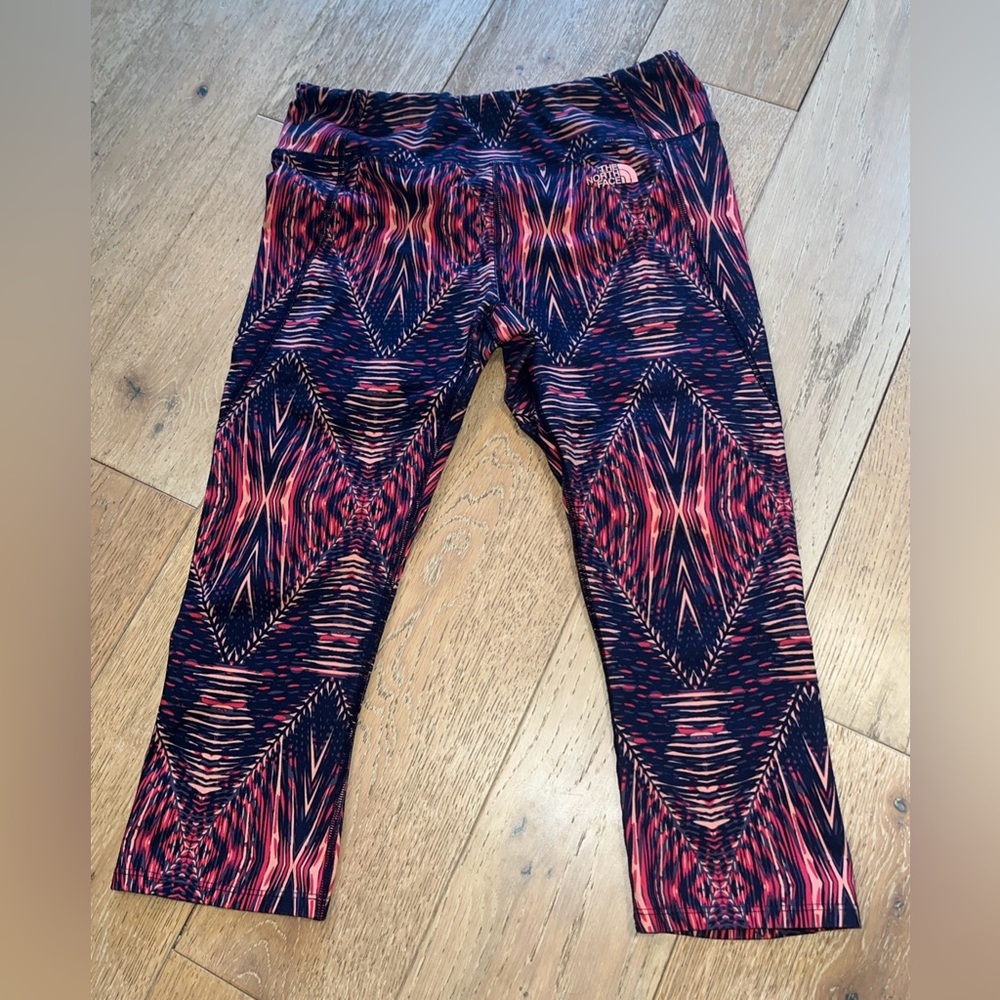 THE NORTH FACE Motivation Printed Wide Waist Cropped Legging Cabaret Pink MEDIUM